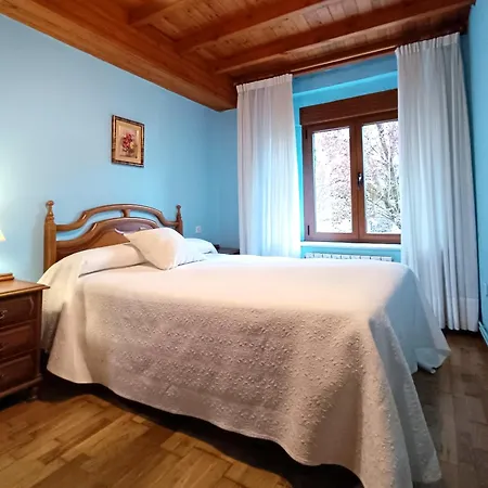 Casa Margot Севарес
